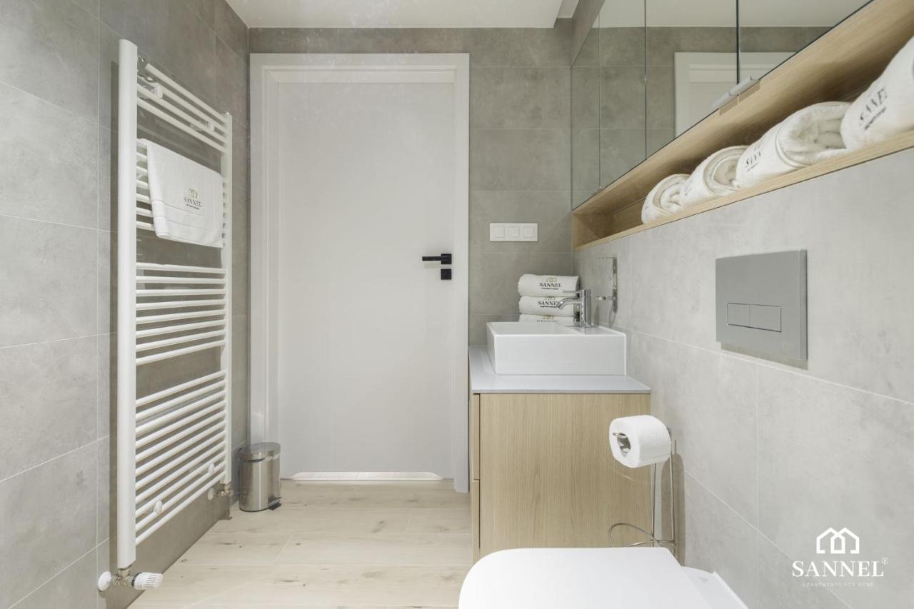 Apartament Golden Sand Z Dostepem Do Basenow,Jacuzzi,Strefy Saun- Pinea Apartments Pobierowo-Sannel Apartments For Rent Exteriér fotografie